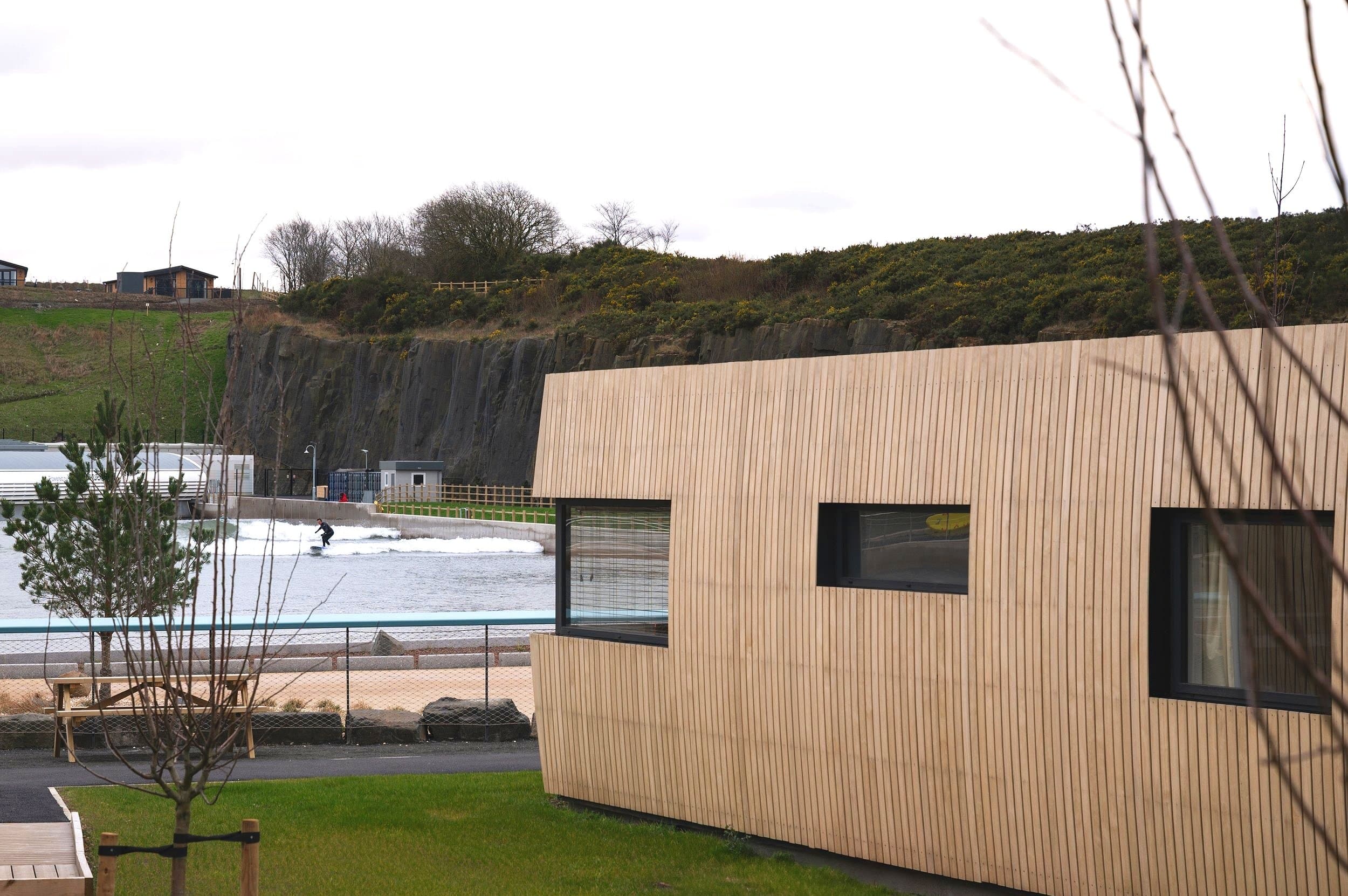Domek grupowy The Kurv — 10 × 4,1 m, 35 m² — Armadilla Accommodation Ltd (Armadilla)
