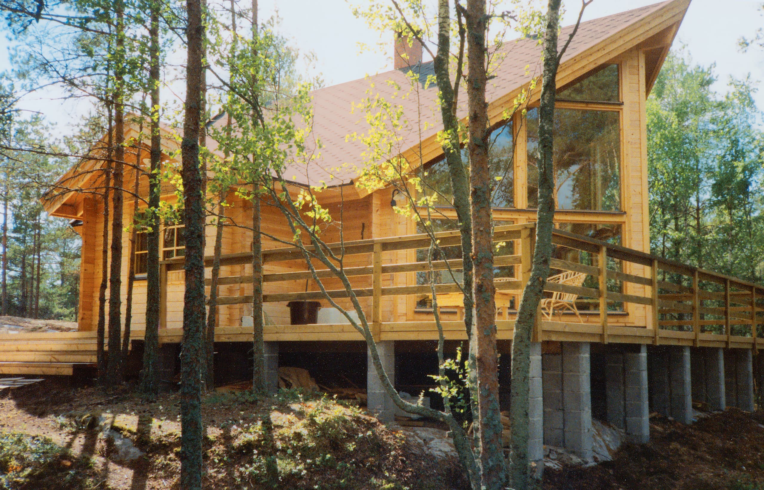 Dom letniskowy z bali Tunturi 74 z antresolą — 66,3 m² — Artichouse (Artichouse Suomen Lomakoti Oy)