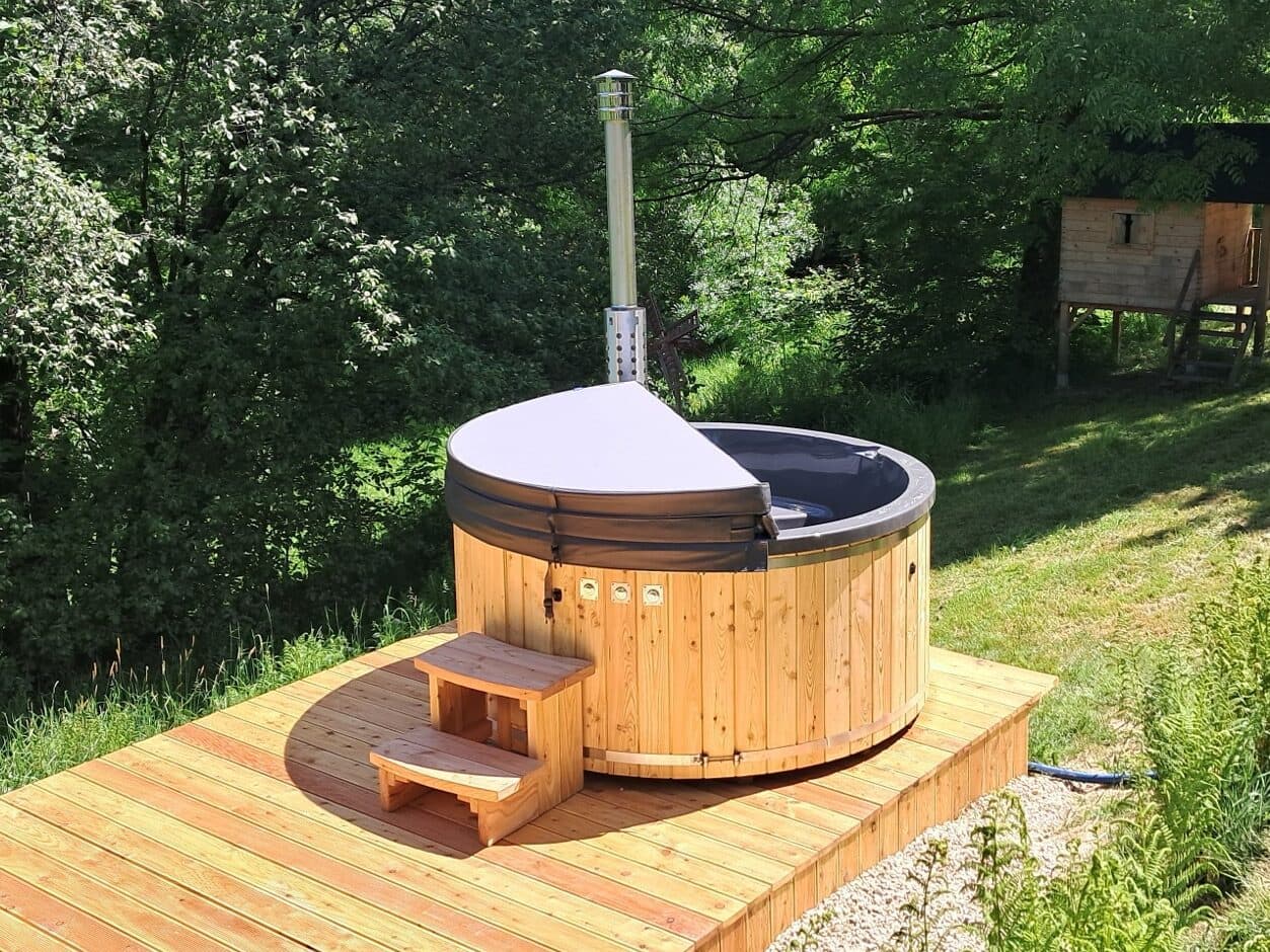 Balia ogrodowa OLT z piecem wewnętrznym — Ø 200 cm, 4 osoby — model domu