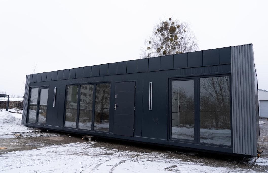 Kontener mieszkalny 12 × 4 m — 48 m² — model domu
