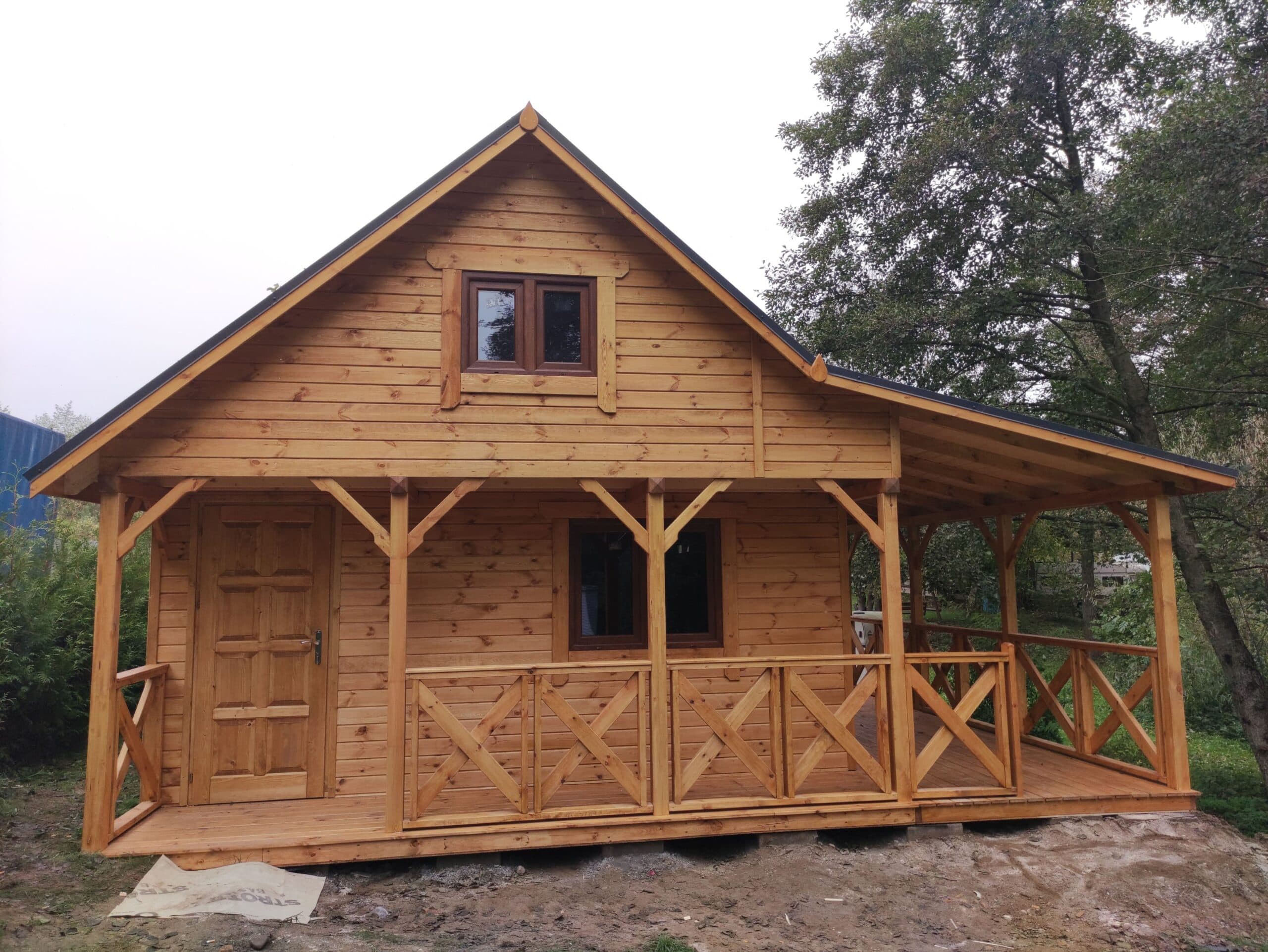 Domek letniskowy Feniks z tarasem — 6 × 7 m, 42 m² zabudowy — Domy Feniks Mateusz Wrześniak