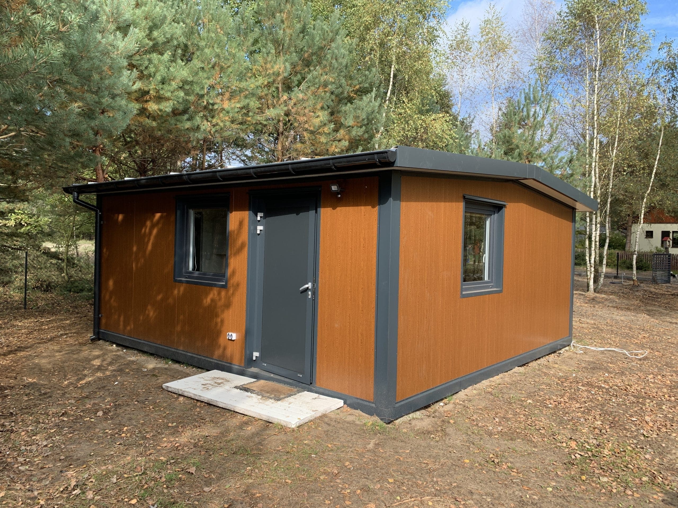Pawilon mieszkalny 6 × 6 m, złoty dąb — 36 m² — DSW Constructions Sp. z o.o. (Pawilony.pl)