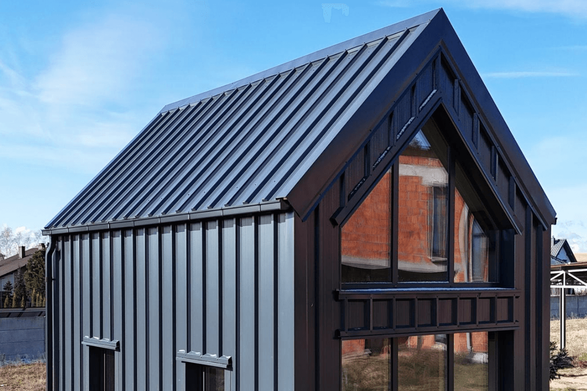 Dom modułowy EASYBOX 46 — 4 × 6 m z antresolą — model domu