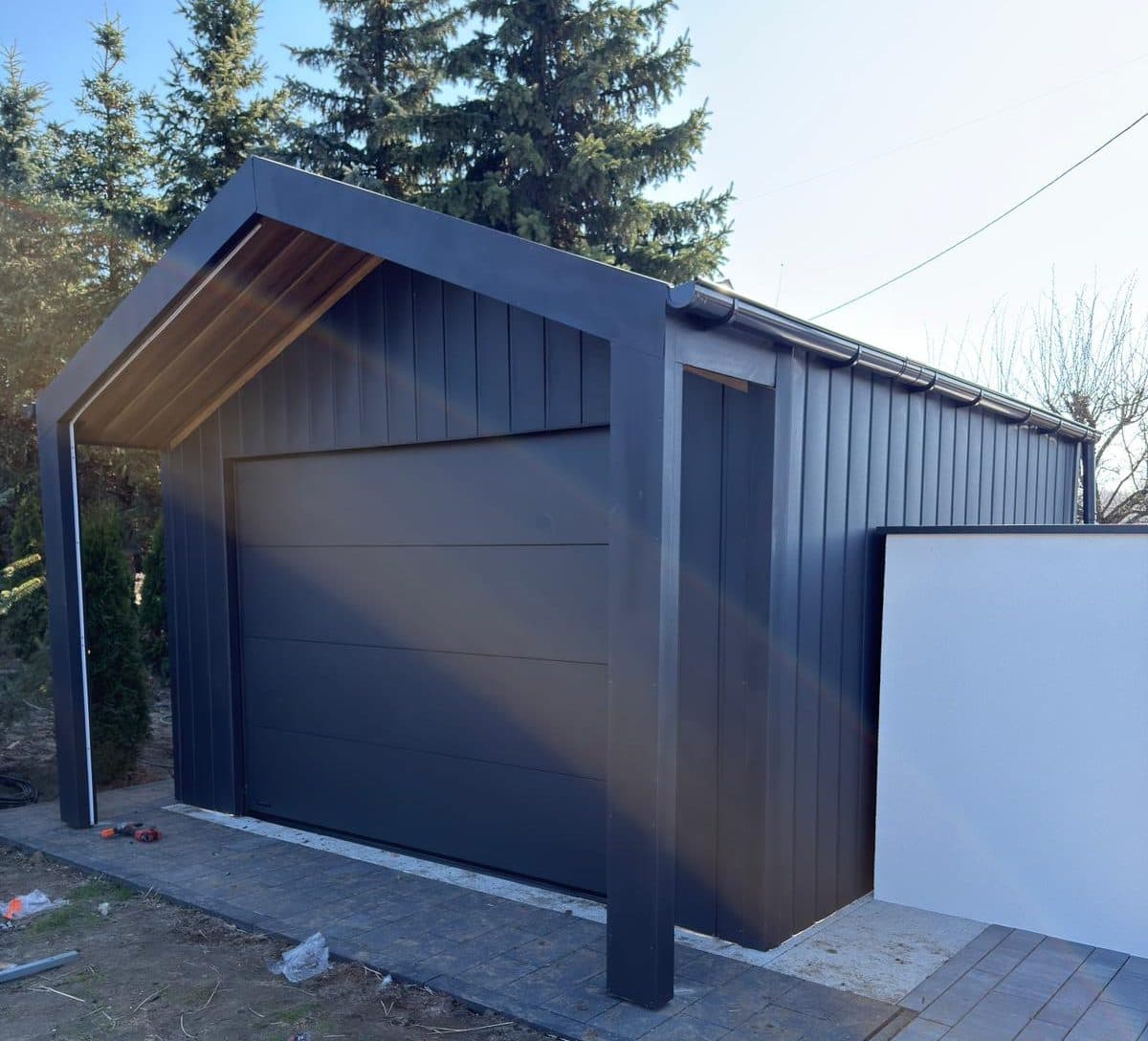 BarnBox 4 × 4 m + wypust 1 m — Garaż Projekt