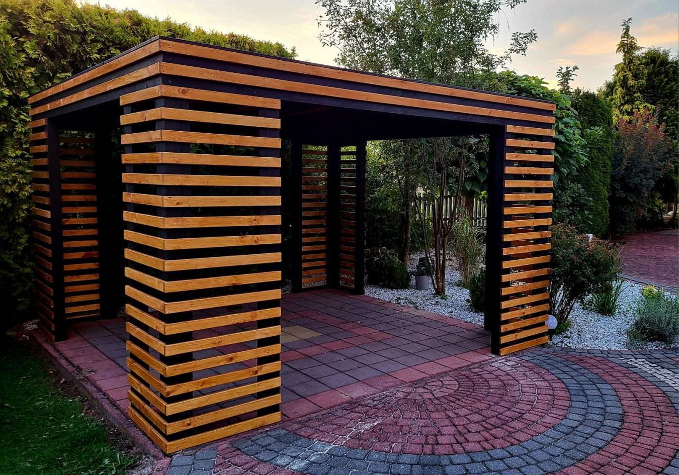 Altana ATENA 3 × 3 m z ukrytym spadkiem dachu — JM WOOD Roman Mądry