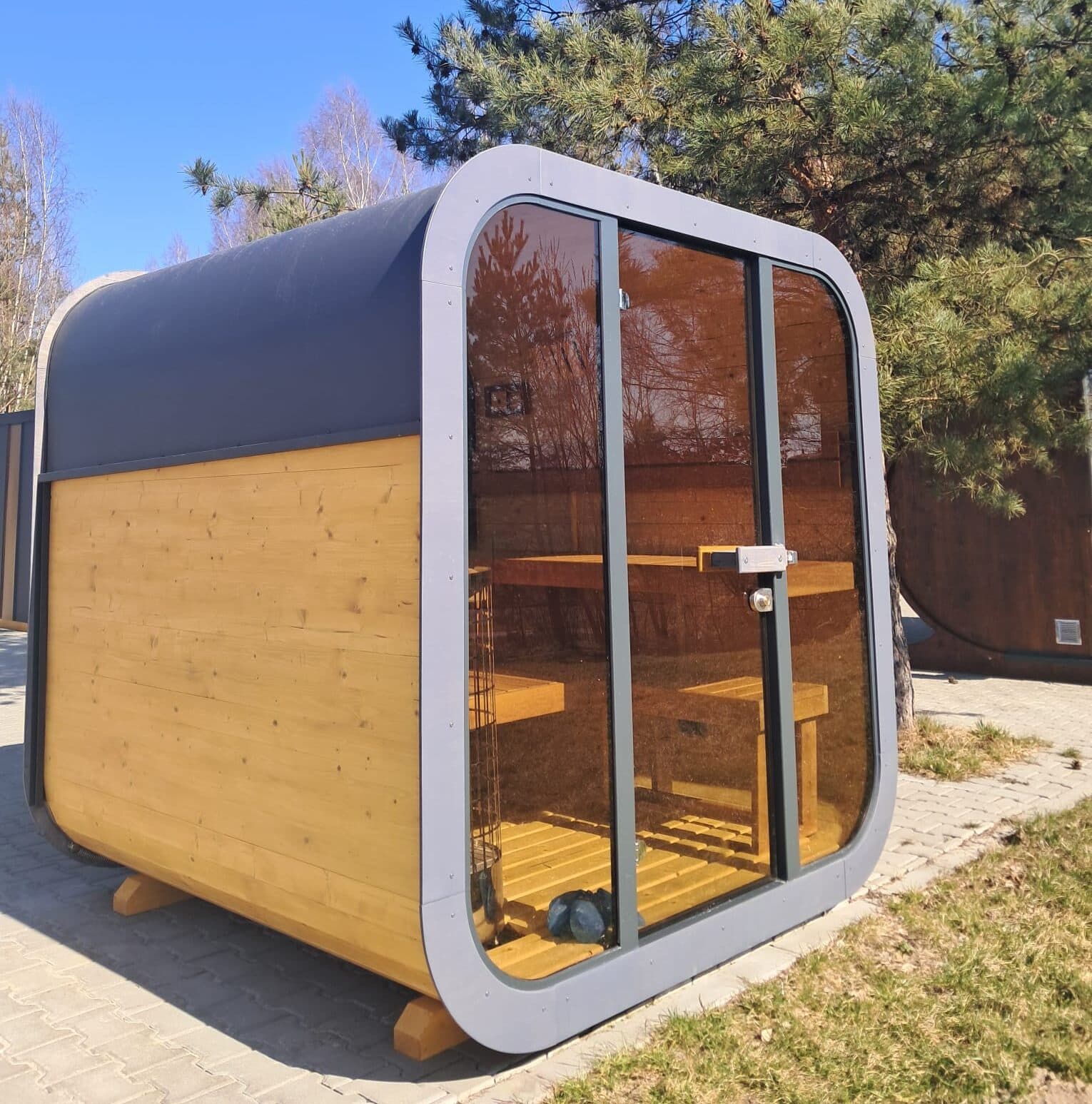 Sauna kubiczna Rubik SO-R1 — 150 × 150 cm, 2–4 osoby — model domu