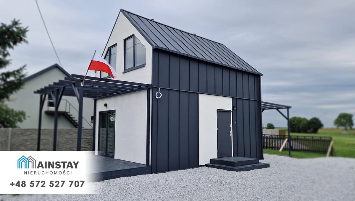 Dom modułowy 3030 z poddaszem, 35 m² zabudowy — Mainstay Nieruchomości Sp. z o.o.