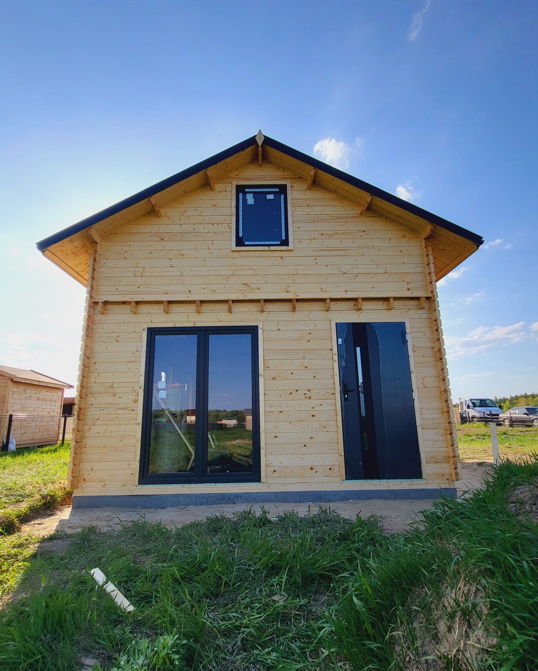 Dom drewniany JAN II ZABUDOWANY z poddaszem — 65 m² — MAWIDOMKI Maciej Wyrwał