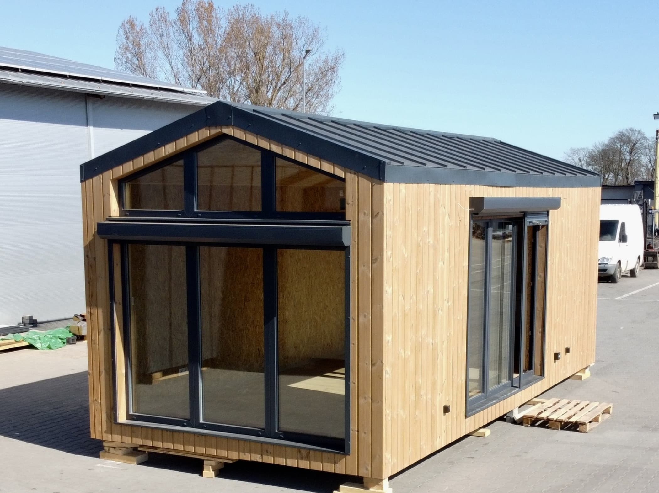 Domek modułowy LOAN 25 — 3,40 × 7,40 m — MONTERDOM