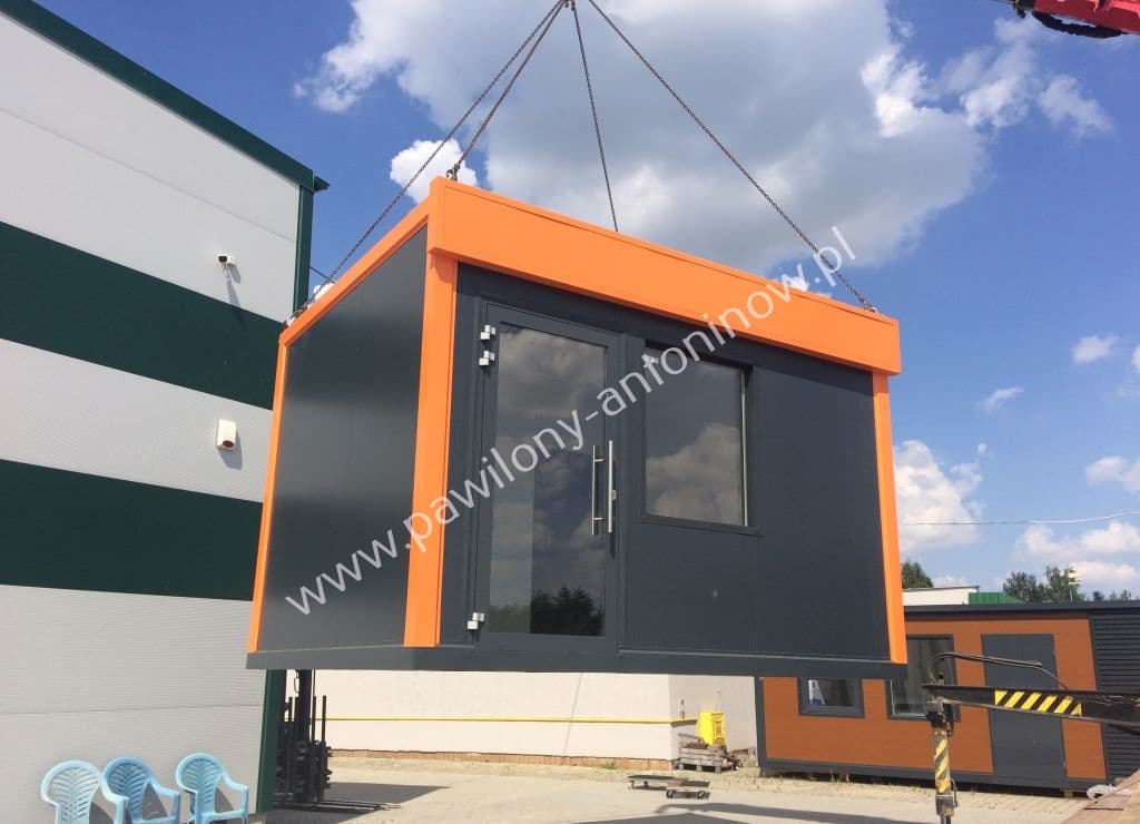 Cukiernia — pawilon 4 × 3 m na konstrukcji stalowej do HDS — Pawilony Antoninów