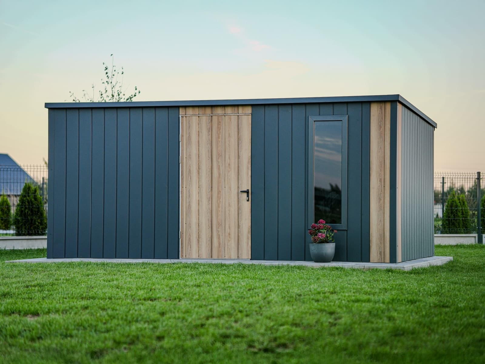 Domek narzędziowy 5 × 3 m, model Luga — Rajk-Stal