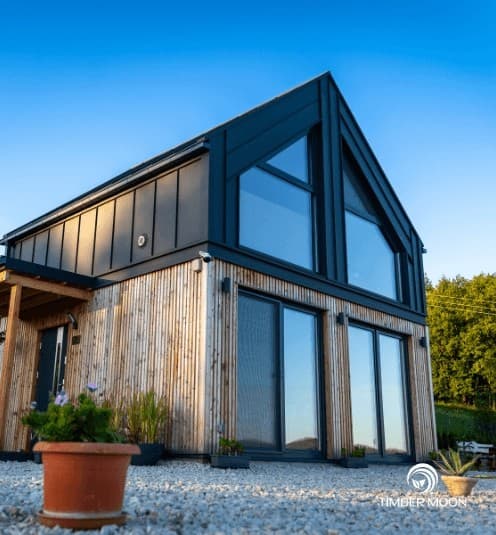 Timber Moon 54 — dom z poddaszem na 35 m² zabudowy — model domu