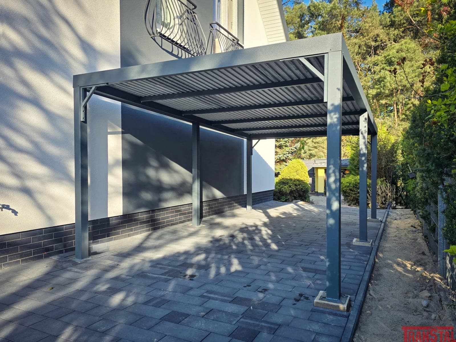 Wiata garażowa (carport) 3 × 5 m CP-1G, grafit — TRANSTAL Bogumił Dudzik sp.k.