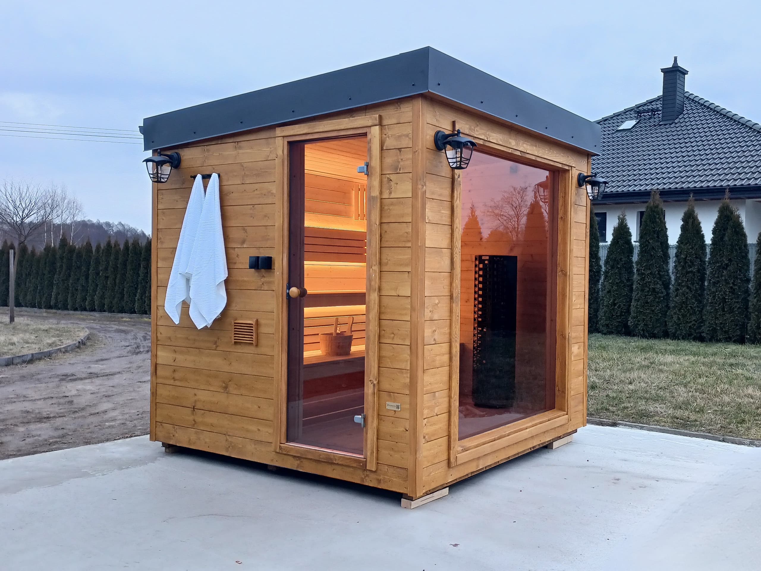 Sauna ogrodowa PANORAMA 230 × 230 cm z przeszkleniem — ok. 5,3 m² — WOODMASTER Dominik Klusek