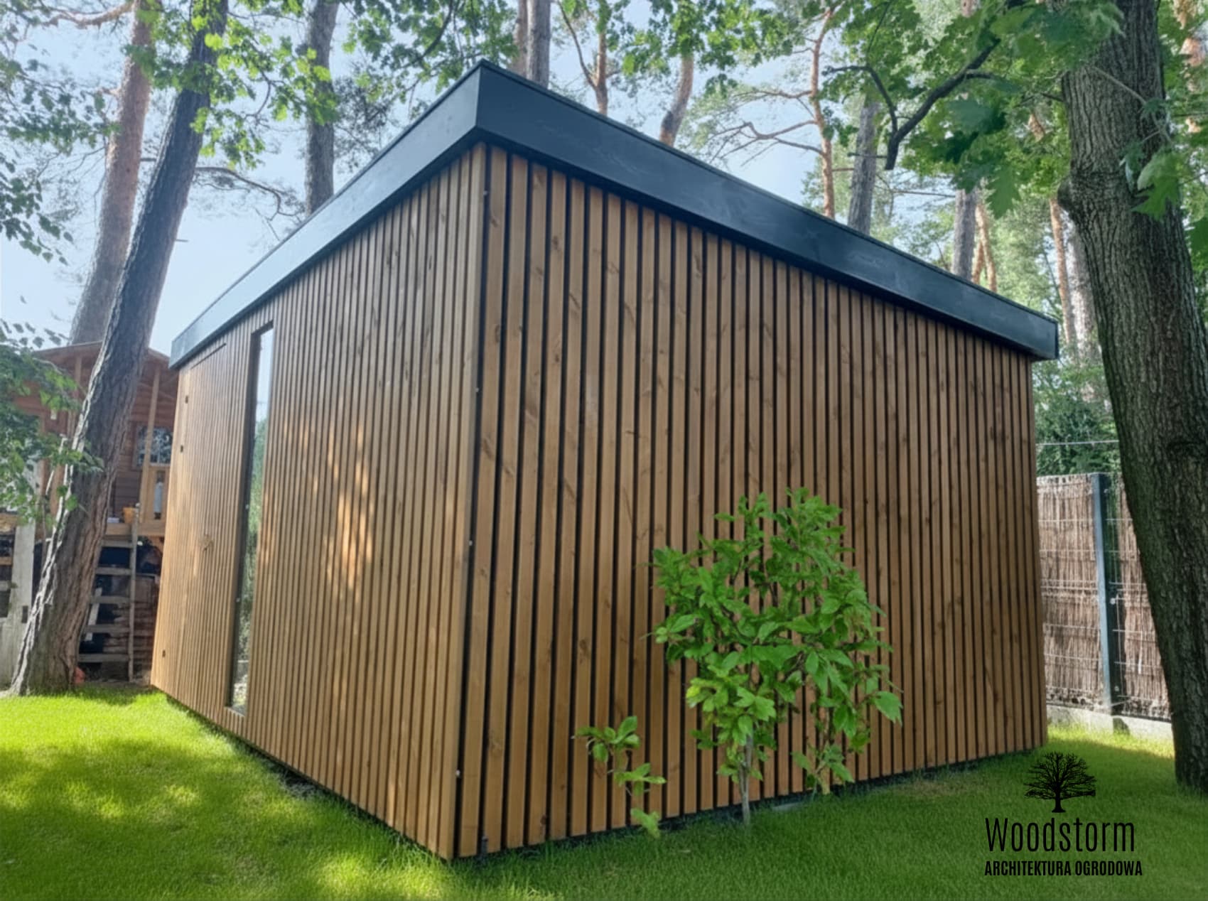 Domek ogrodowy Compact Modern z drewutnią — 4 × 3 m — Woodstorm