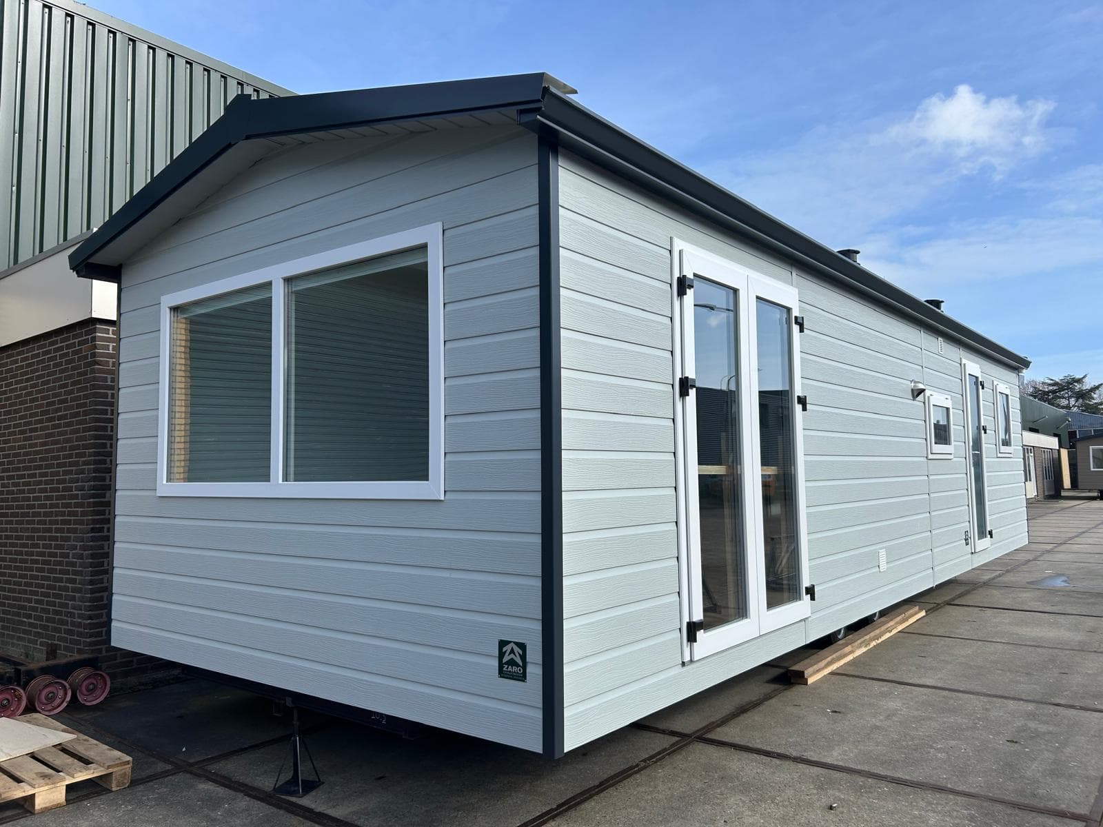 Chalet mobilny Zaro Dakota 10,5 × 3,77 m, 40 m² — Zaro Delft Chaletbouw B.V.